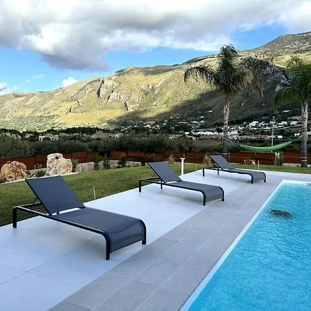 Nanni Contemporary, Pool And Garden Castellammare del Golfo