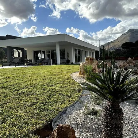 Nanni Contemporary, Pool And Garden Villa *